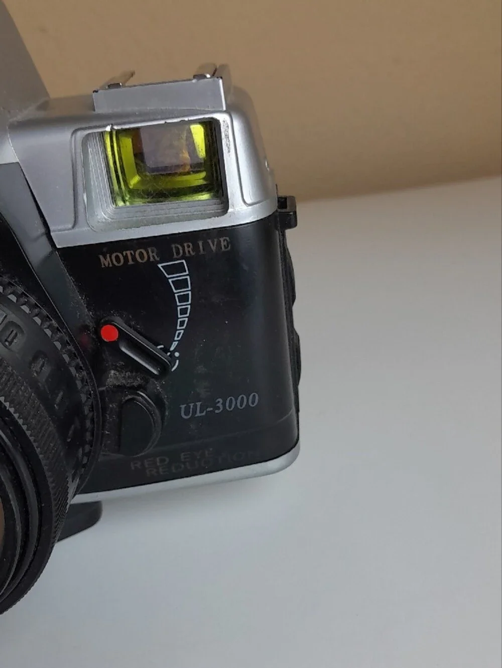 Ultima Vintage Silver and Black 35mm Film Camera